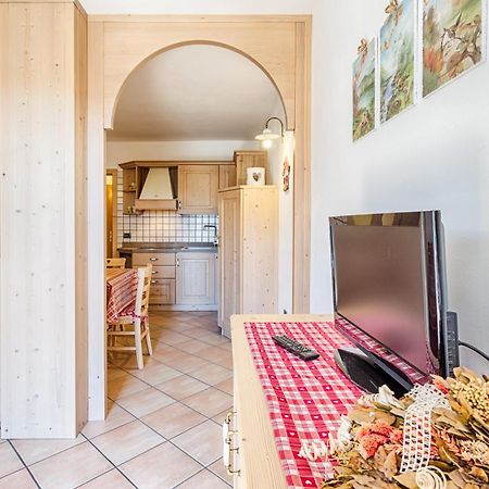 Residence Ronchi Molveno Eksteriør bilde