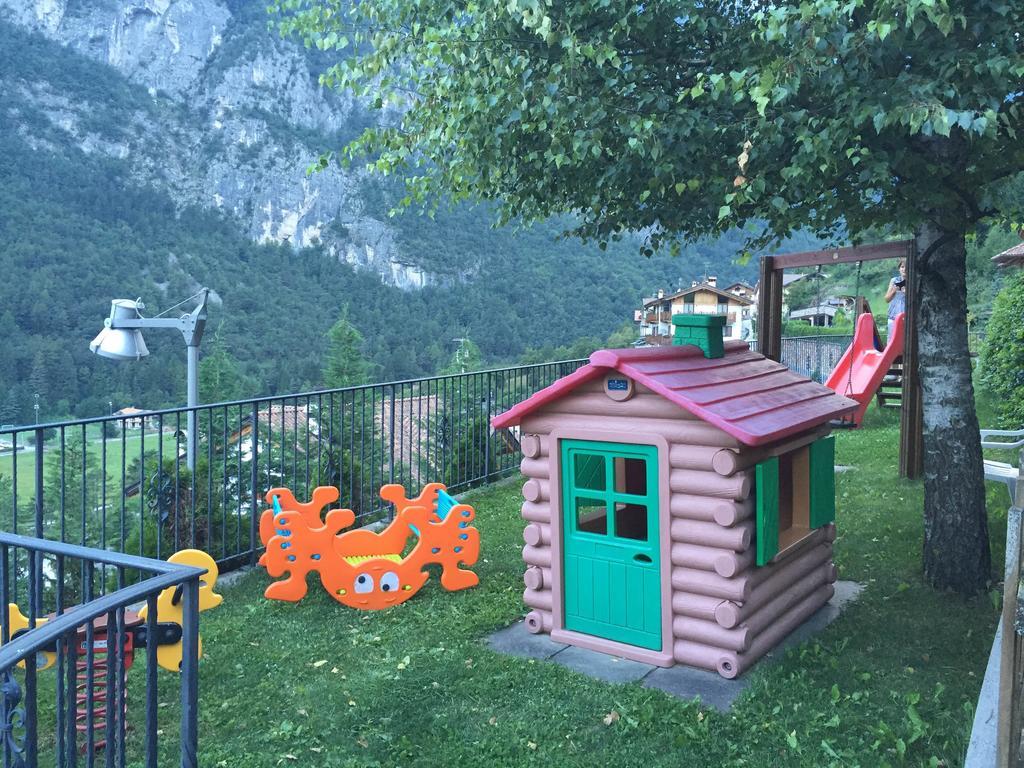 Residence Ronchi Molveno Eksteriør bilde